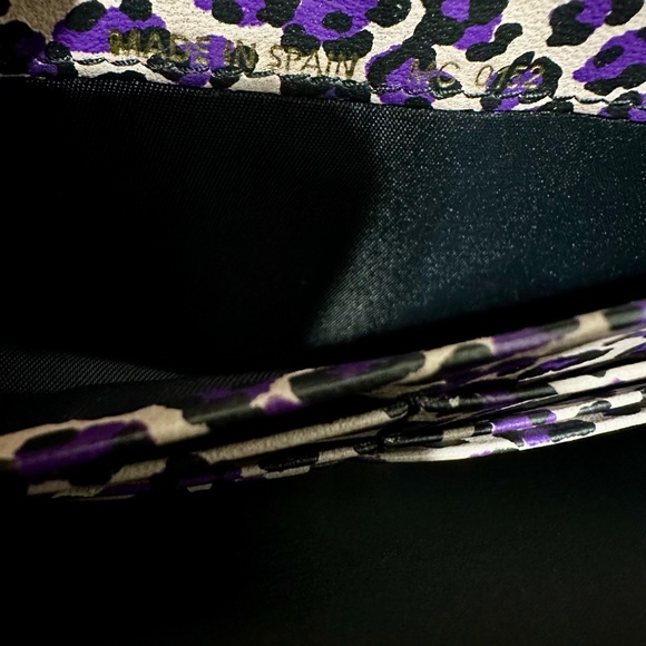 CHRISTIAN DIOR ❤️🌟PATENT LEATHER ZIPPY WALLET⭐️ - Picture 6 of 8